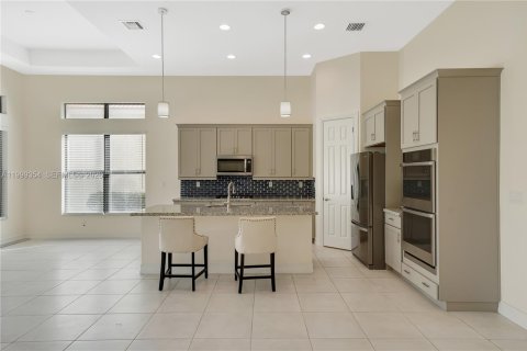 Villa ou maison à louer à Parkland, Floride: 3 chambres, 185.99 m2 № 2064324 - photo 15