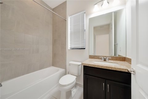 Villa ou maison à louer à Parkland, Floride: 3 chambres, 185.99 m2 № 2064324 - photo 26