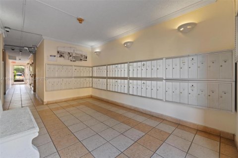 Купить кондоминиум в Майами, Флорида 2 спальни, 73.3м2, № 1958847 - фото 19