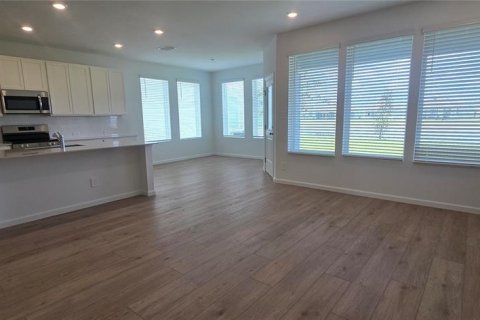 Casa en alquiler en Kissimmee, Florida, 3 dormitorios, 146.79 m2 № 2285665 - foto 6