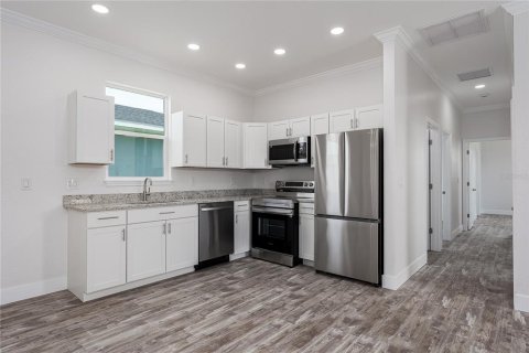 House in Palmetto, Florida 3 bedrooms, 108.23 sq.m. № 1818817 - photo 4