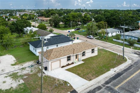 House in Palmetto, Florida 3 bedrooms, 108.23 sq.m. № 1818817 - photo 16