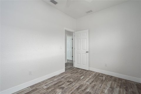 House in Palmetto, Florida 3 bedrooms, 108.23 sq.m. № 1818817 - photo 10