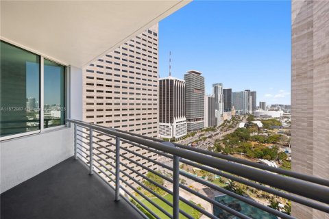 Купить кондоминиум в Майами, Флорида 2 спальни, 102.66м2, № 1942551 - фото 6