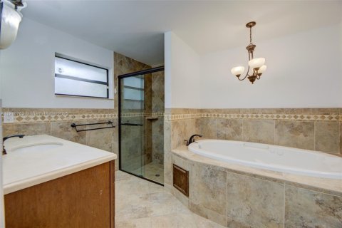 Casa en venta en Coral Springs, Florida, 4 dormitorios, 245.17 m2 № 1975735 - foto 20