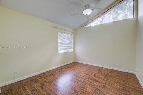 Casa en venta en Coral Springs, Florida, 4 dormitorios, 245.17 m2 № 1975735 - foto 27