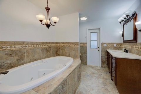 Casa en venta en Coral Springs, Florida, 4 dormitorios, 245.17 m2 № 1975735 - foto 21