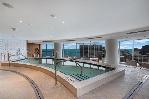 Condo in Miami, Florida, 1 bedroom  № 2051141 - photo 30