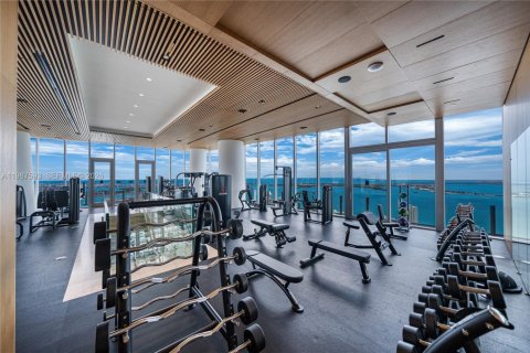 Condo in Miami, Florida, 1 bedroom  № 2051141 - photo 25