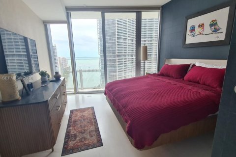 Condo in Miami, Florida, 1 bedroom  № 2051141 - photo 5