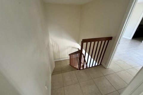 Townhouse in West Palm Beach, Florida 2 bedrooms, 119.66 sq.m. № 913809 - photo 1