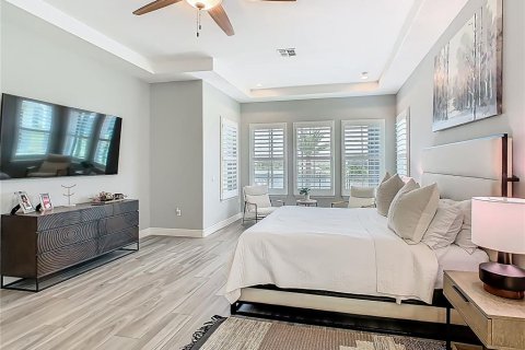 House in BELLALAGO in Kissimmee, Florida 5 bedrooms, 504.27 sq.m. № 1740765 - photo 23