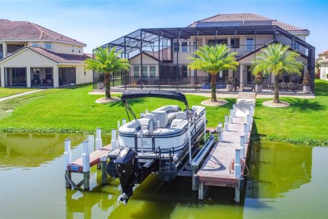 House in BELLALAGO in Kissimmee, Florida 5 bedrooms, 504.27 sq.m. № 1740765 - photo 3