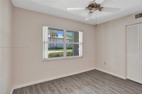Condo in Coconut Creek, Florida, 2 bedrooms  № 1738970 - photo 30