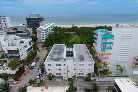 Condominio en venta en Miami Beach, Florida, 1 dormitorio, 60.39 m2 № 2176364 - foto 30