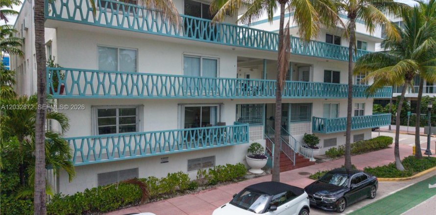 Condominio en Miami Beach, Florida, 1 dormitorio № 2176364