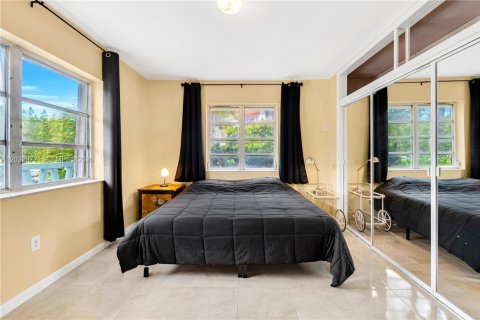 Condominio en venta en Miami Beach, Florida, 1 dormitorio, 60.39 m2 № 2176364 - foto 14