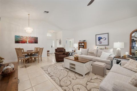 Casa en venta en Ocala, Florida, 3 dormitorios, 160.72 m2 № 2145654 - foto 9