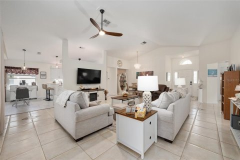 Casa en venta en Ocala, Florida, 3 dormitorios, 160.72 m2 № 2145654 - foto 6