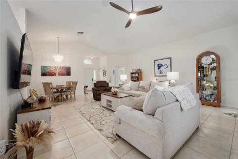 Casa en venta en Ocala, Florida, 3 dormitorios, 160.72 m2 № 2145654 - foto 8