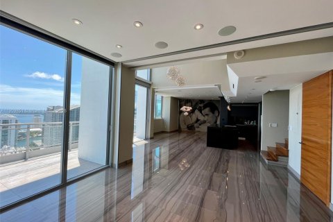 Condo in Miami, Florida, 2 bedrooms № 2016517 - photo 10