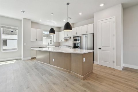 Townhouse in Sarasota, Florida 3 bedrooms, 209.77 sq.m. № 1675888 - photo 14