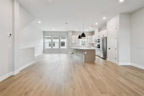 Townhouse in Sarasota, Florida 3 bedrooms, 209.77 sq.m. № 1675888 - photo 19