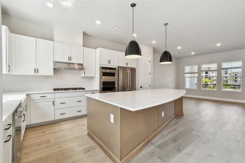 Townhouse in Sarasota, Florida 3 bedrooms, 209.77 sq.m. № 1675888 - photo 10