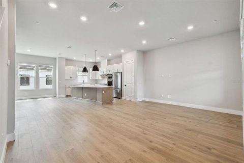Townhouse in Sarasota, Florida 3 bedrooms, 209.77 sq.m. № 1675888 - photo 20