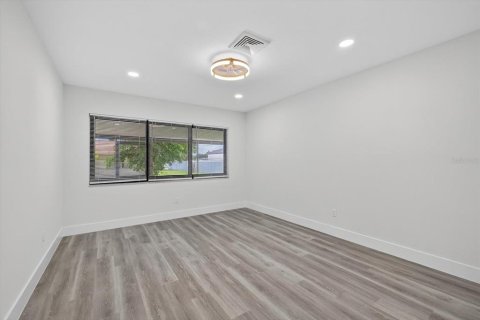Casa en venta en Land O' Lakes, Florida, 4 dormitorios, 154.68 m2 № 1917374 - foto 21