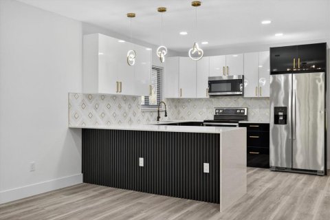 Casa en venta en Land O' Lakes, Florida, 4 dormitorios, 154.68 m2 № 1917374 - foto 13