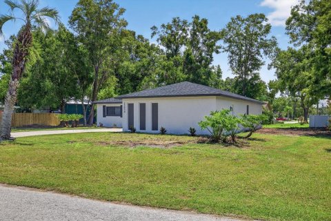 Casa en venta en Land O' Lakes, Florida, 4 dormitorios, 154.68 m2 № 1917374 - foto 5