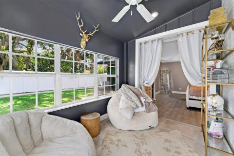House in Port St. Lucie, Florida 4 bedrooms, 271.09 sq.m. № 2191064 - photo 30