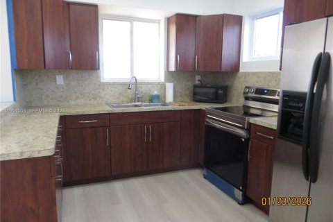 Снять в аренду виллу или дом в Майами, Флорида 3 спальни, 95.13м2, № 2006046 - фото 7