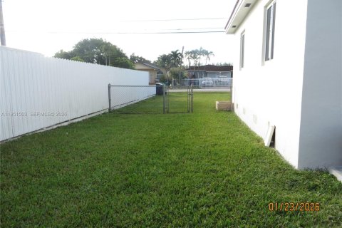 Снять в аренду виллу или дом в Майами, Флорида 3 спальни, 95.13м2, № 2006046 - фото 15