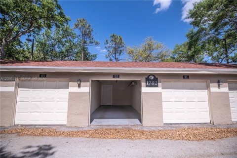 Condo in Delray Beach, Florida, 1 bedroom № 2393224 - photo 12