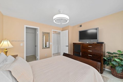 Condo in Delray Beach, Florida, 1 bedroom № 2393224 - photo 5