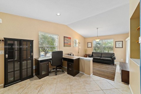Condo in Delray Beach, Florida, 1 bedroom № 2393224 - photo 18