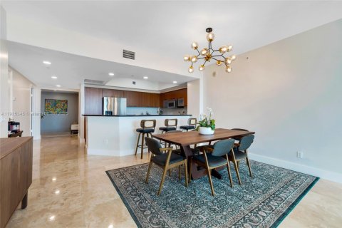 Copropriété à vendre à North Miami, Floride: 3 chambres, 190.26 m2 № 2016411 - photo 15