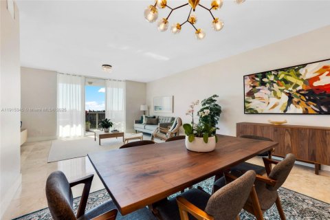 Copropriété à vendre à North Miami, Floride: 3 chambres, 190.26 m2 № 2016411 - photo 9