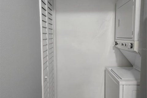 Снять в аренду кондоминиум в Орландо, Флорида 3 комнаты, 86.77м2, № 1743050 - фото 14