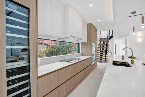 Villa ou maison à vendre à Fort Lauderdale, Floride: 4 chambres, 282.52 m2 № 1898381 - photo 26