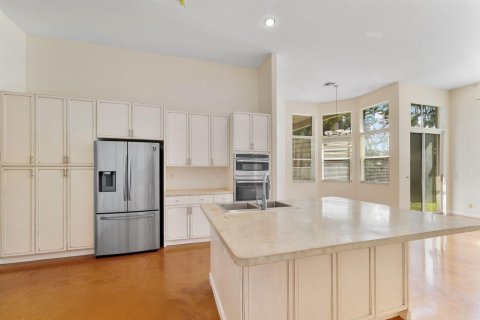 House in Lake Worth, Florida 5 bedrooms, 267.09 sq.m. № 2405860 - photo 25