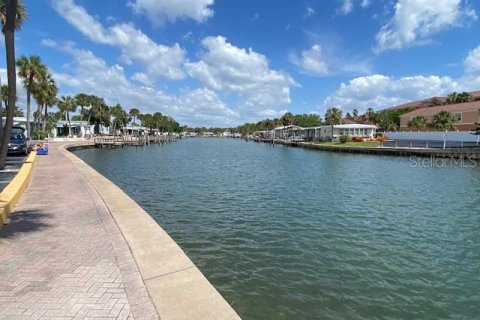 Снять в аренду квартиру в Тампа, Флорида 5 комнат, 74.32м2, № 1513864 - фото 12