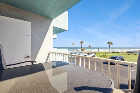 Condo in Daytona Beach, Florida, 1 bedroom  № 2118799 - photo 14