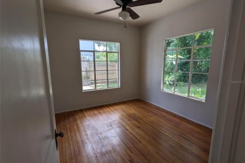 House in Lakeland, Florida 3 bedrooms, 112.13 sq.m. № 1907127 - photo 14