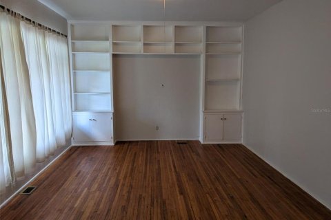 House in Lakeland, Florida 3 bedrooms, 112.13 sq.m. № 1907127 - photo 3