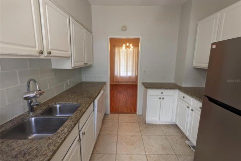 House in Lakeland, Florida 3 bedrooms, 112.13 sq.m. № 1907127 - photo 10