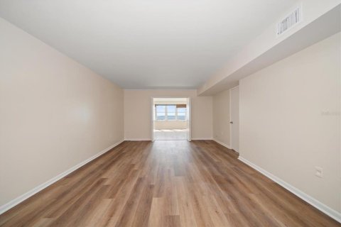 Copropriété à vendre à Saint Petersburg, Floride: 2 chambres, 157.93 m2 № 2399506 - photo 16