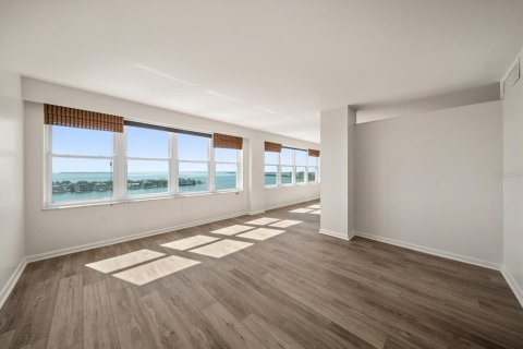 Copropriété à vendre à Saint Petersburg, Floride: 2 chambres, 157.93 m2 № 2399506 - photo 27